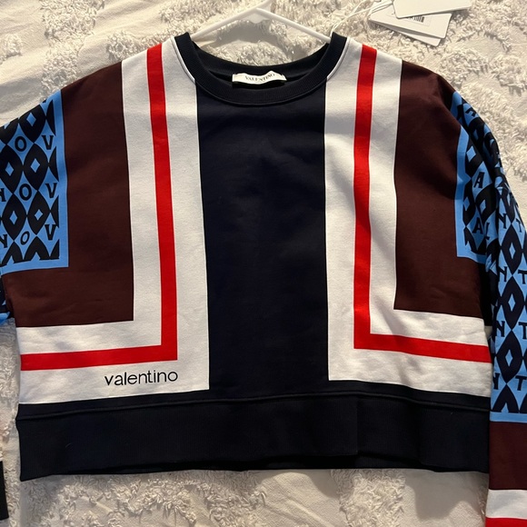 Valentino Printed Cropped Sweatshirt - Picture 6 of 10